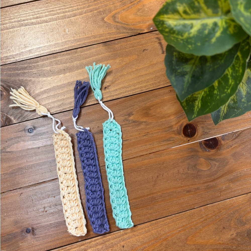 Crochet bookmarks